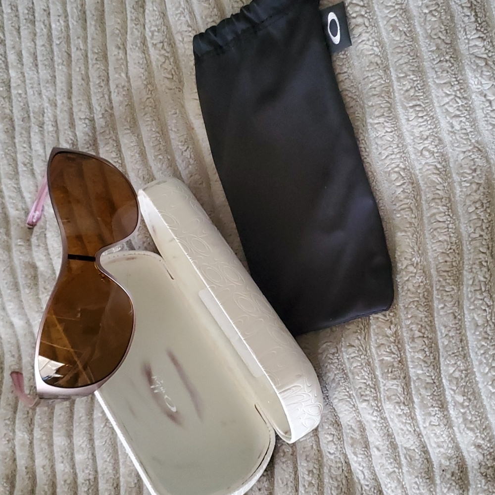 Oakley Breathless Sunglasses 130